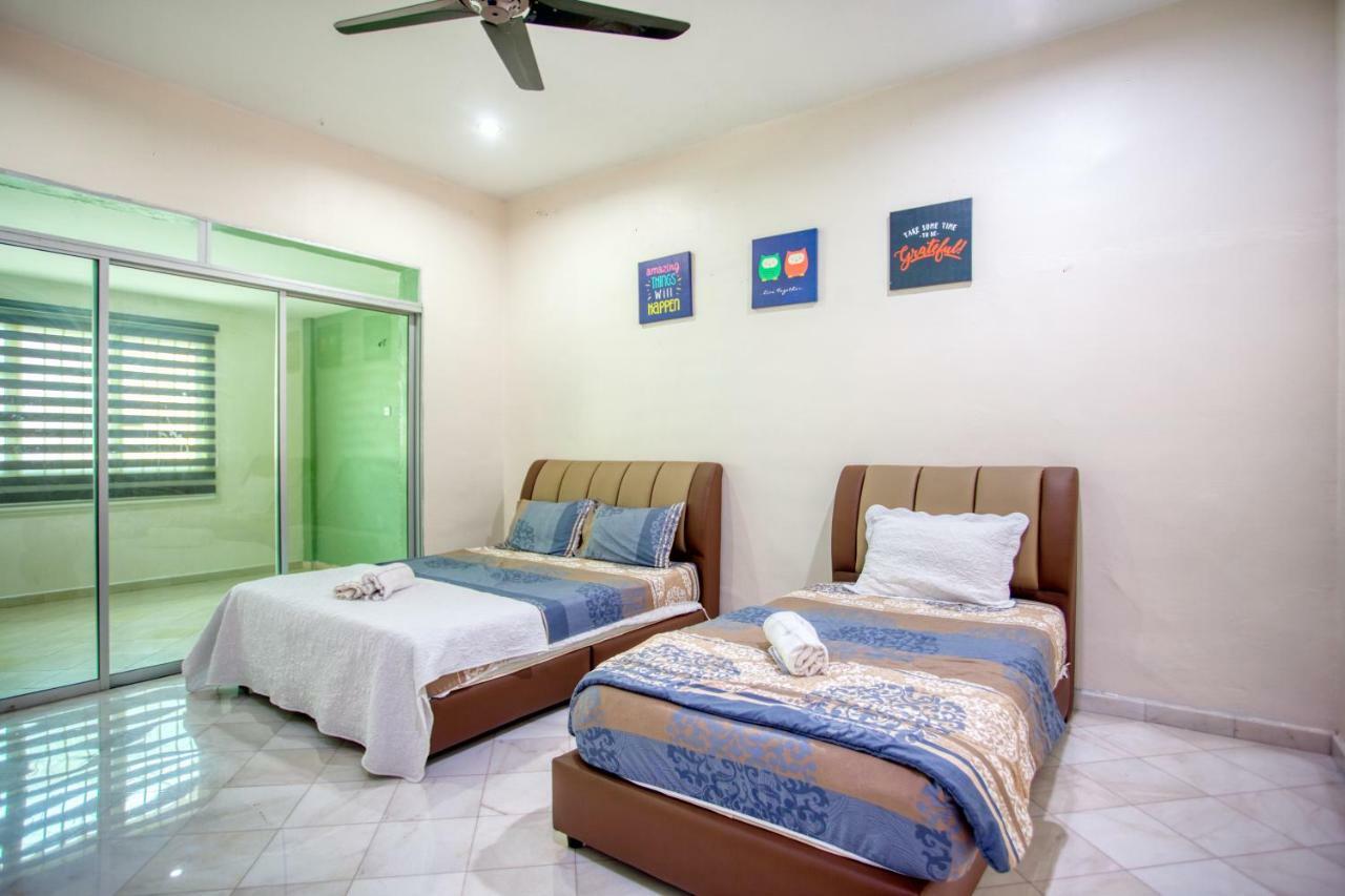 Gunung View Homestay 10 To 12 Pax Near Sunway Tambun イポー エクステリア 写真