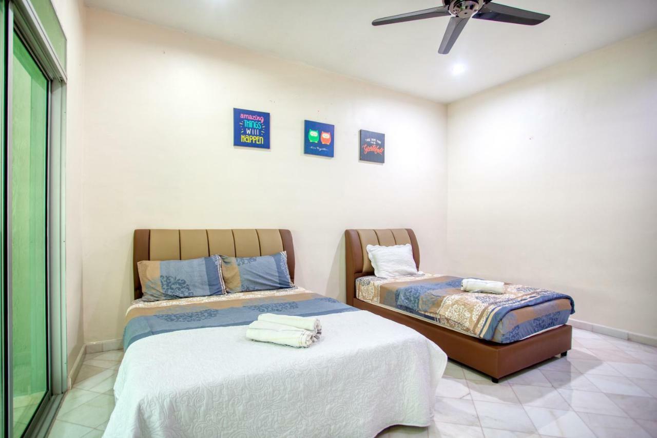 Gunung View Homestay 10 To 12 Pax Near Sunway Tambun イポー エクステリア 写真